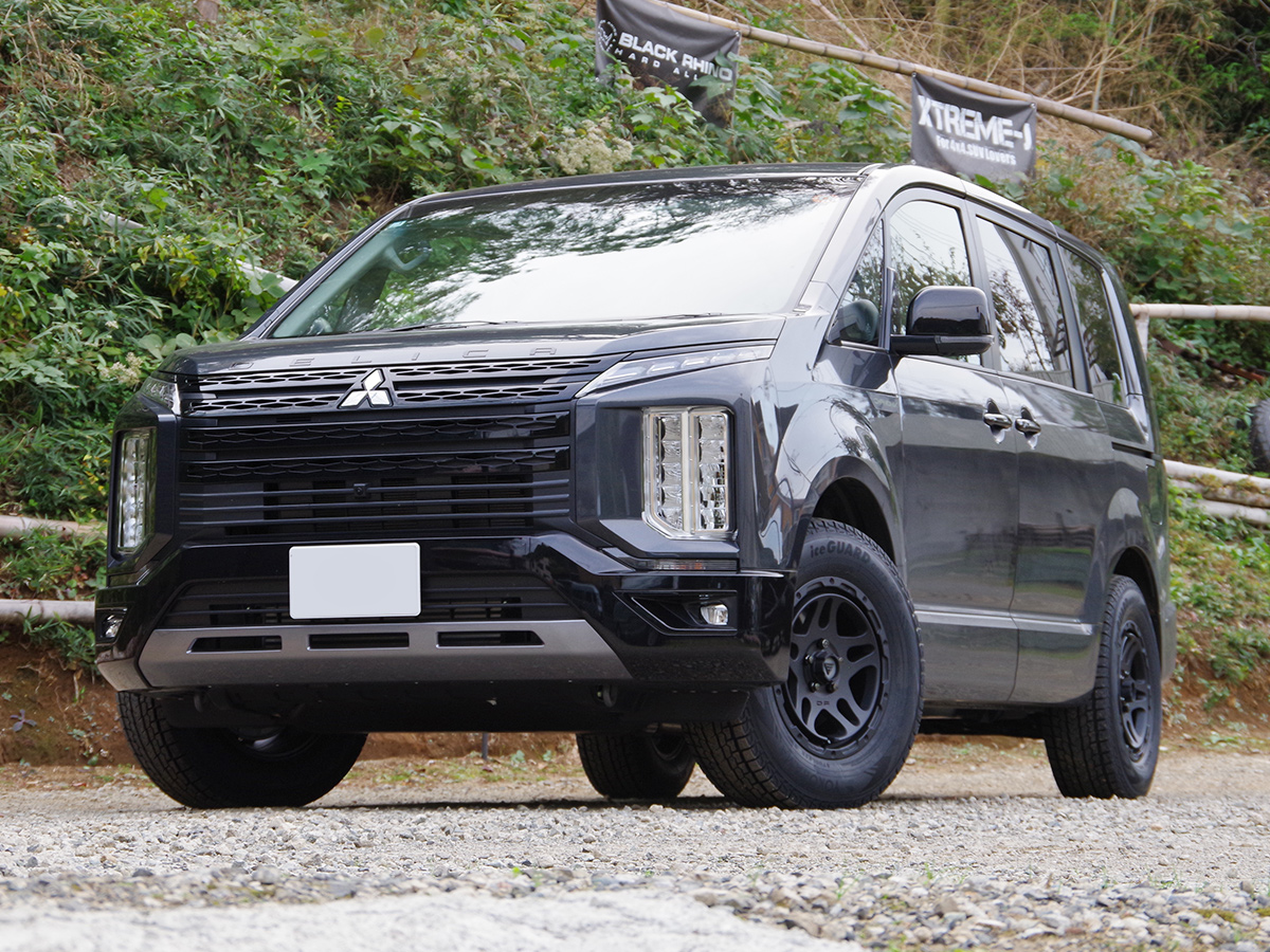 デリカD5　デルタフォースオーバーランダーにアイスガードSUV