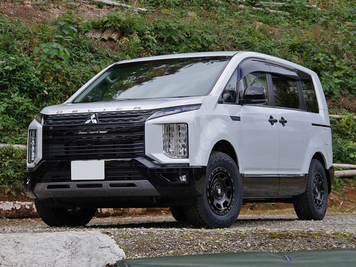 三菱デリカD:5シャモニー XJ07にアイスガードSUV
