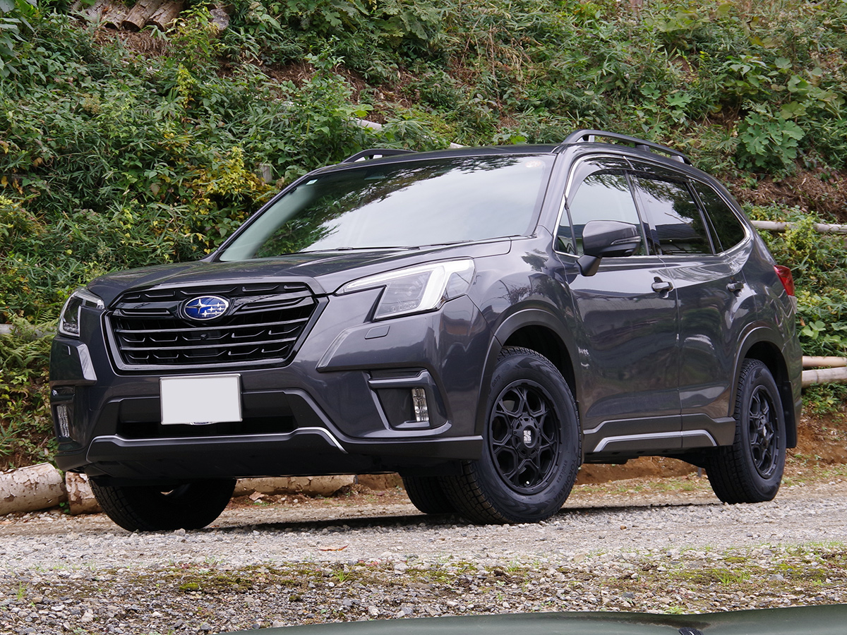 フォレスター冬支度　XJ06MエディションにアイスガードSUV