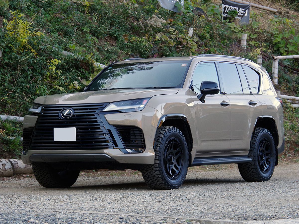 LEXUS LX  DELTAFORCE