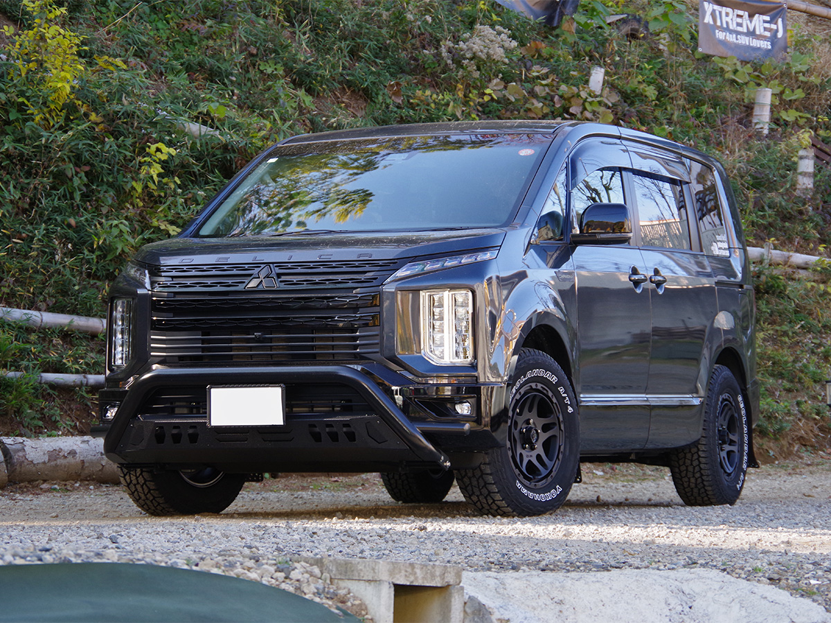 デリカD5にオーバーランダー　ジオランダーA/T4で装着
