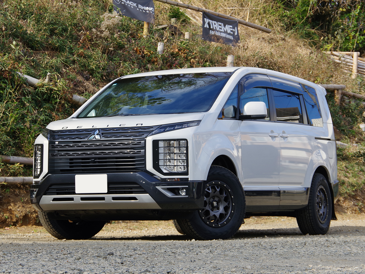 デリカD5　XJ04MGBにG075　クロストライアングルサポートでボディ補強