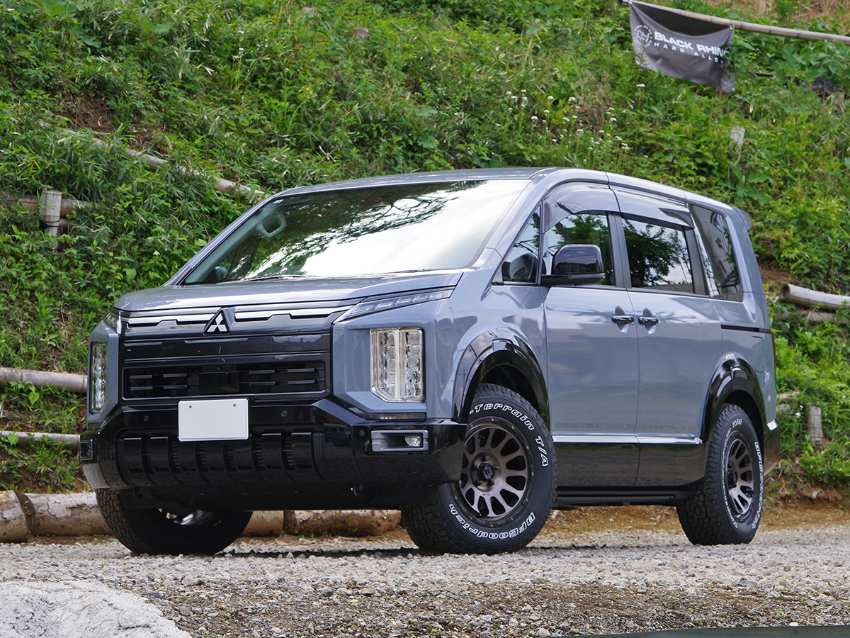 新型デリカD5　デルタフォースオーバル