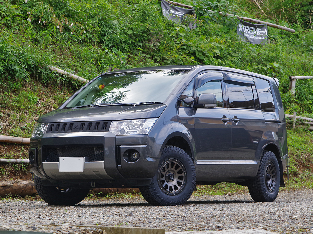 デリカD5にジオランダーX-AT　245/70R16