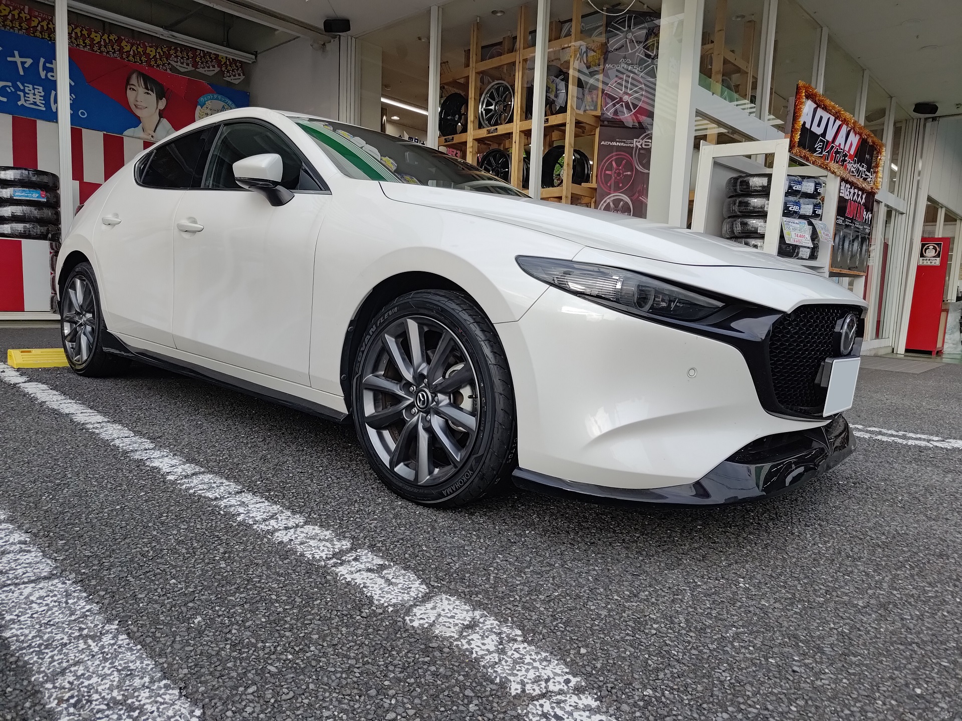マツダ3へV701お取り付け