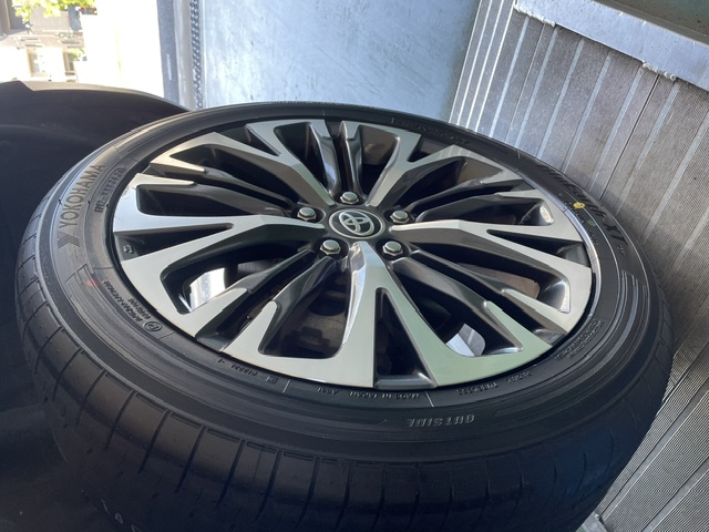 ブルーアースXT AE61