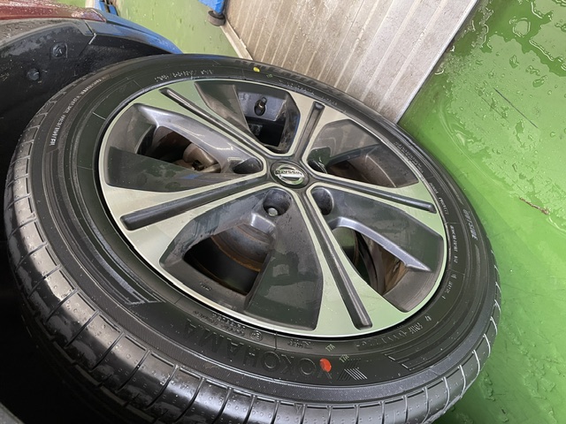 ブルーアースXT AE61
