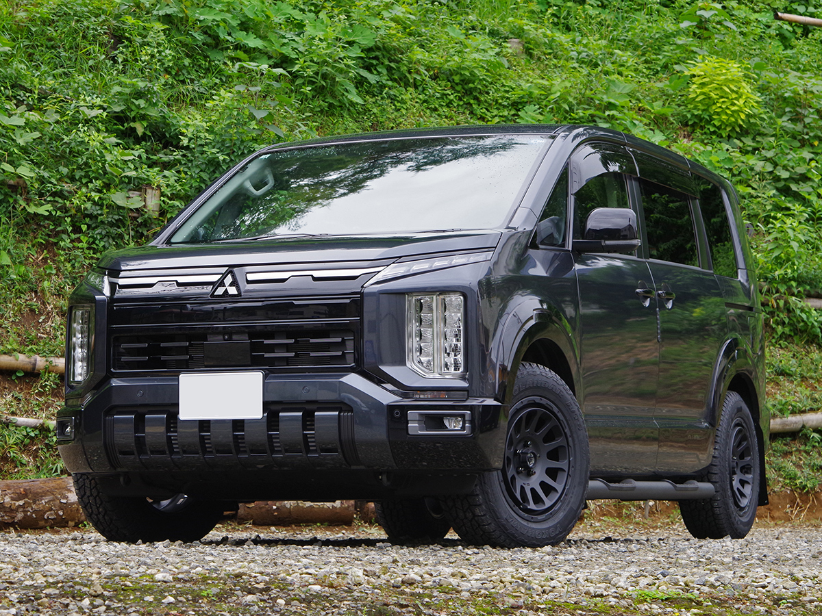 デリカD5　デルタフォースオーバルにジオランダーA/T4