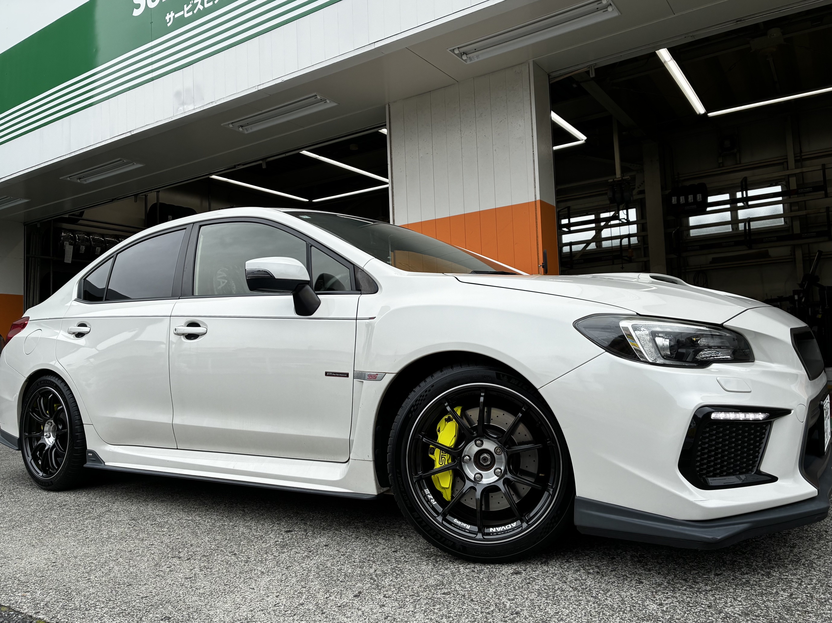 WRX　ADVAN　RZ3