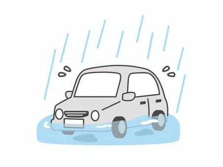 台風・大雨で車内に取り残された時は&hellip;