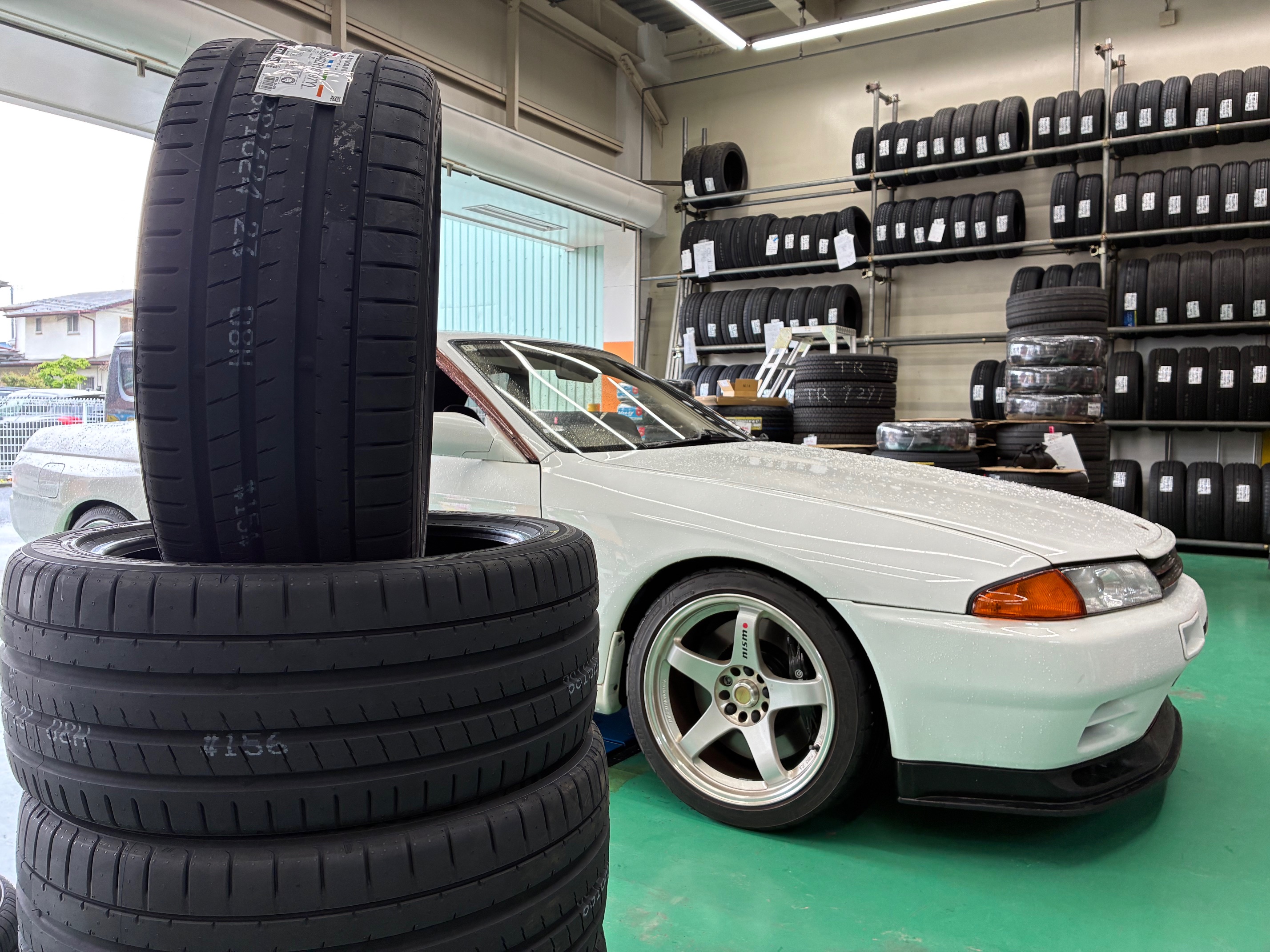 R32　GT-R　ADVAN Sport